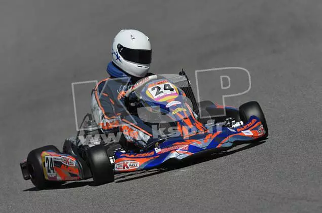 images/stories/champions-2010/andrew-deberne_mini.jpg#joomlaImage://local-images/stories/champions-2010/andrew-deberne_mini.jpg?width=635&height=420